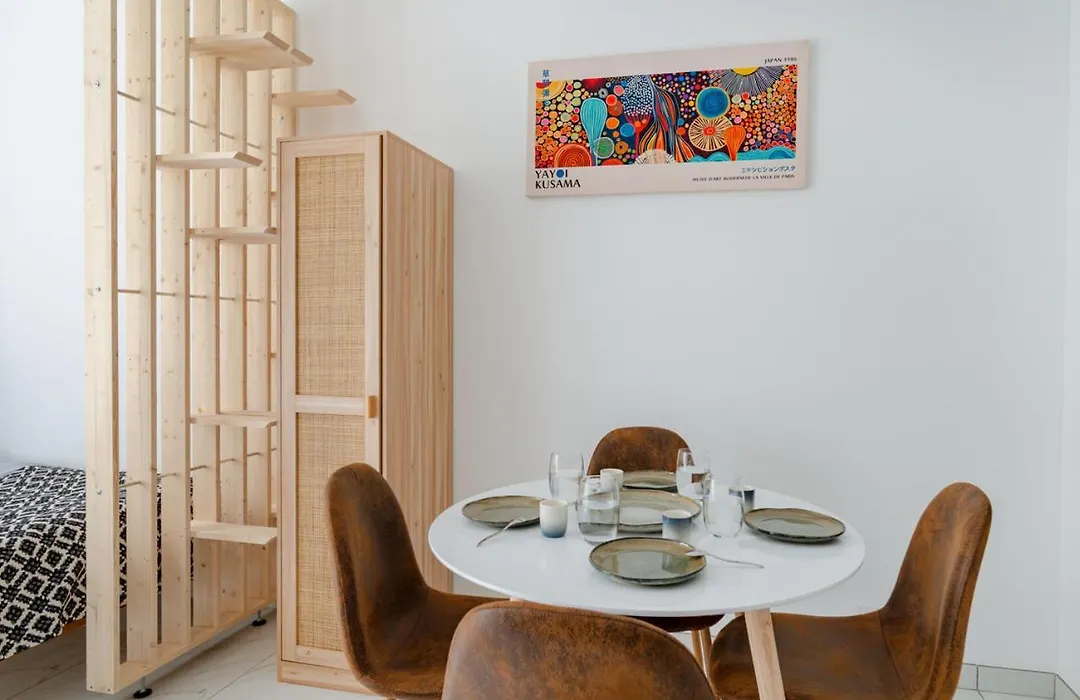 Modern Apartment Next Arc De Triomphe-1